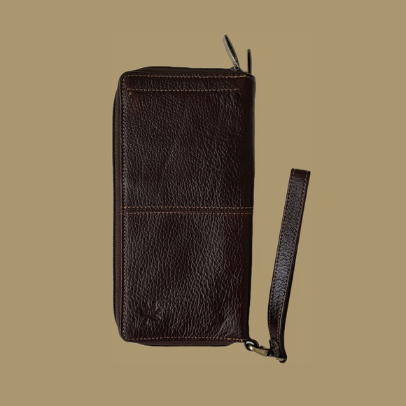 Travel/Passport Wallet - Picture 1 of 8